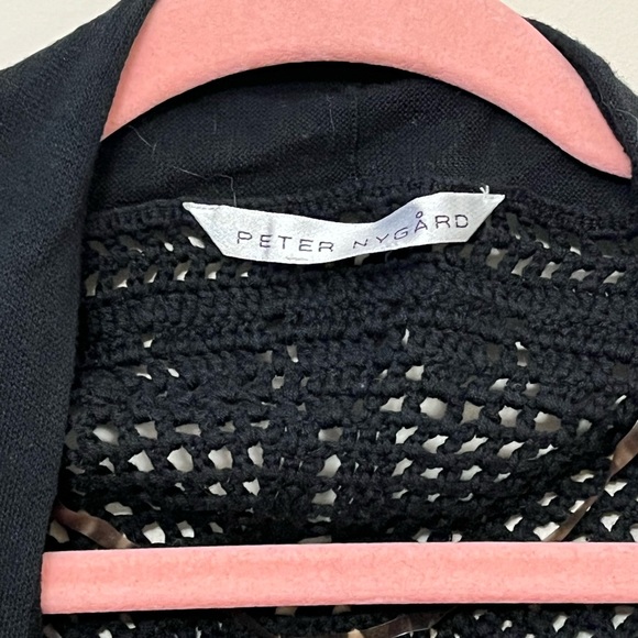 Peter Nygard Black Crochet Back Shawl - Picture 3 of 8